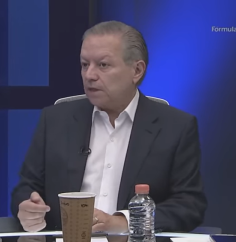 Propuesta de Norma Pi�a mal en tiempo forma y fondo
